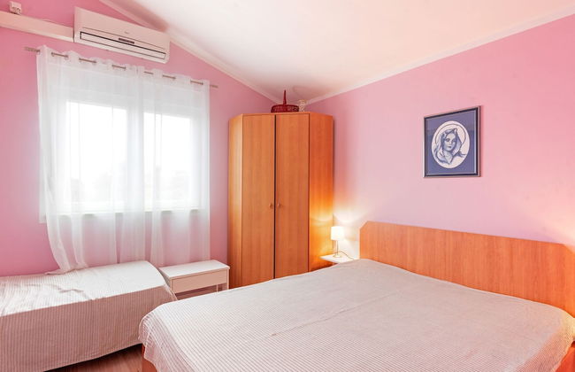 Modern Holiday Home in Mandre With Barbeque - Foto 11