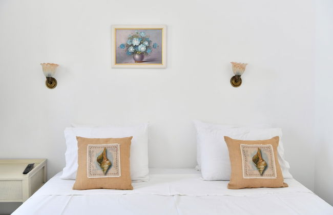 Hara Studios and Apartments - Photo 28