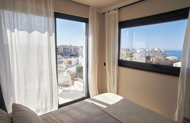 White Coast - Photo 6