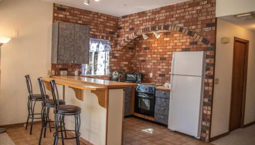 Historic Bay Front! Views of the Marina! Walk to Everything! Unit 1 - Photo 5