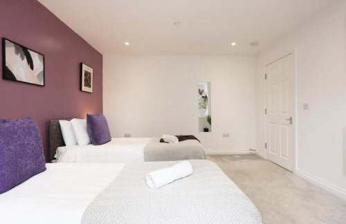 large 2 bed central apartment with balcony and private parking - Foto 43