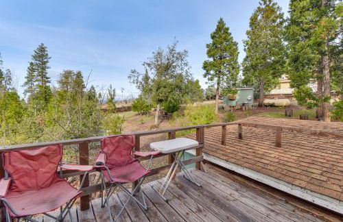 Deck and Wooded Views 5-Acre Auberry Retreat! - Foto 31