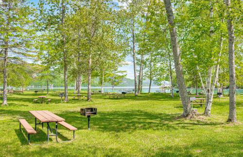 Lake and Mtn Views Vermont Couples Retreat! - Foto 25