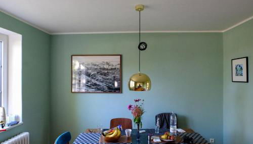 Schoenes-Ferienhaus-mit-Garten-Mid-Century-Moebeln-in-Strand-naehe-Avendorf - Foto 2