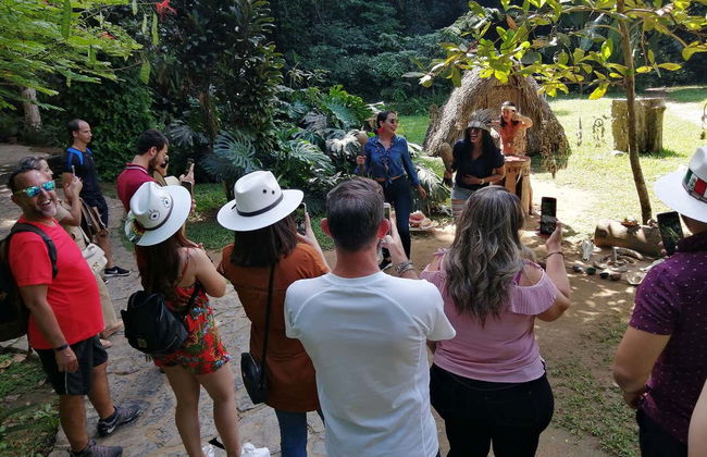 Excursão privada ao Valle de Viñales de carro clássico - Foto 11