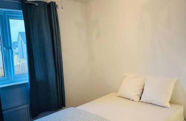 5 Bedroom detached House near Edinburgh Airport, City center and Murrayfield Stadium - Photo 5