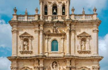 Casa Lina - RELAX TRA SIRACUSA E PANTALICA - PARCHEGGIO GRATUITO - Foto 13