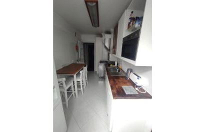 Large Contemporary Apartment with Three-Bedroom - Foto 10