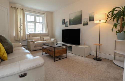 29 Ernest Dawes Avenue - Photo 5