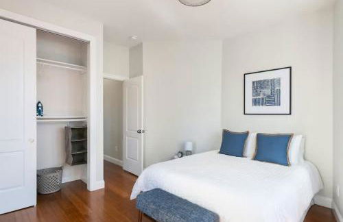 Jennifer's Modern Federal Hill Apt w Private Deck - Foto 11