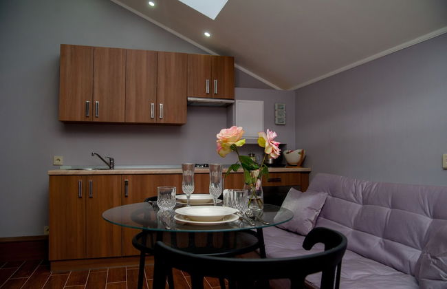 Modern History Apartments - Photo 60