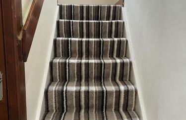 4 bed bungalow near Airport - Foto 35