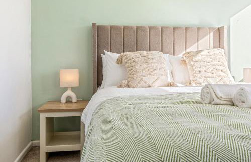 Spacious 4 Bed House in Exhall, Sleeps 7 - Foto 11