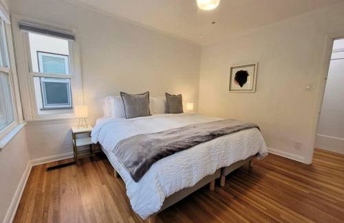 Glamorous Getaway: Exclusive 1BR LA Hotspots - Foto 2