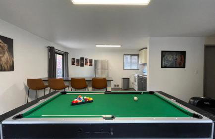 Remodeled, Spacious, Modern Retreat 5 BR, 3BA, 2KIT - Foto 25