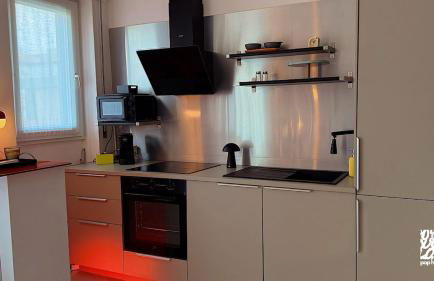 Milan Pop House - 5 minutes from M1 and M4 metro lines - Foto 32