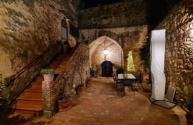 La Terrazza, Historic Tuscan Stone Residence With Garden and Terrace in Cetona - Photo 42