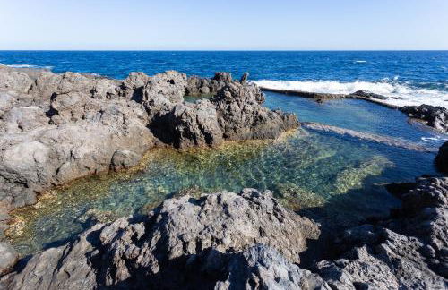 Home2Book Charming Sea Front House - Foto 36