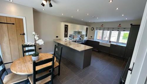 Fallow View - Luxury Countryside Cottage - Photo 4, stove