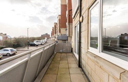 Stunning Flat by Quayside with Balcony!! - Foto 2