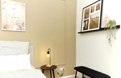 Moderne Wohnung mit Balkon ideal für Familien und Geschäftsreisende - Photo 10