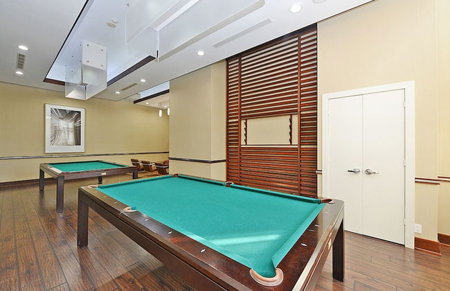 Sarkar Suites - 330 Burnhamthorpe Road - Photo 27