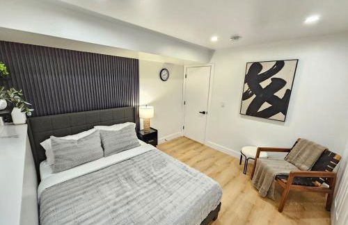 Luxury 4BR near Six Flags & Naval Base - Foto 23