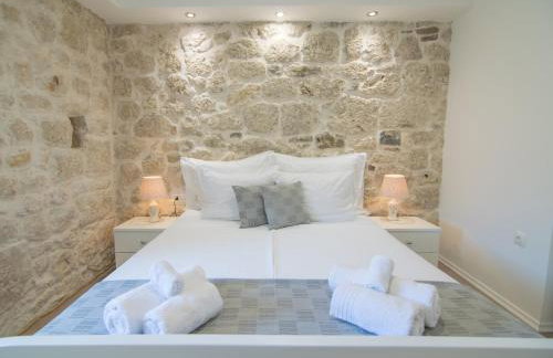 Villa Milena with heated pool and jacuzzi - Photo 25