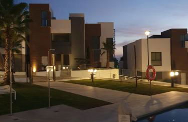 Luxury Blue Maritimo 2 Bedrooms Apartment Artola Homes Cabopino - Photo 33