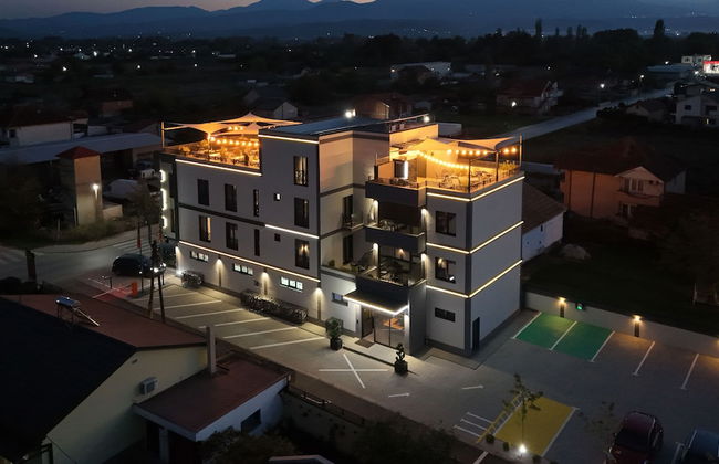 Nest Suites - Photo 1