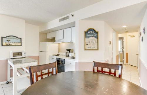 Scenic Views from the balcony at Ocean Forest Plaza Condos - Foto 10