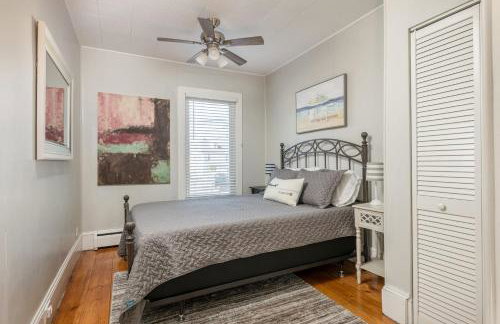 Arlies Digs One Block To Willard Beach - Foto 32