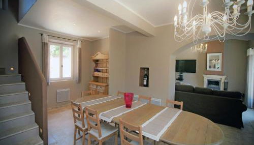 Villa in Provence with Infinity Pool - Foto 3