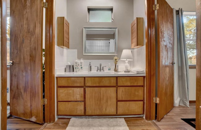 Uhost AI 4BR Retreat Hot Tub Firepit - Foto 11