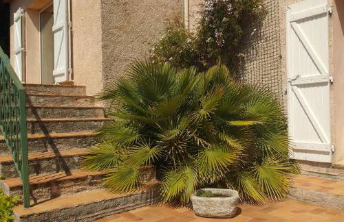 3-bedroom house with view - Foto 15