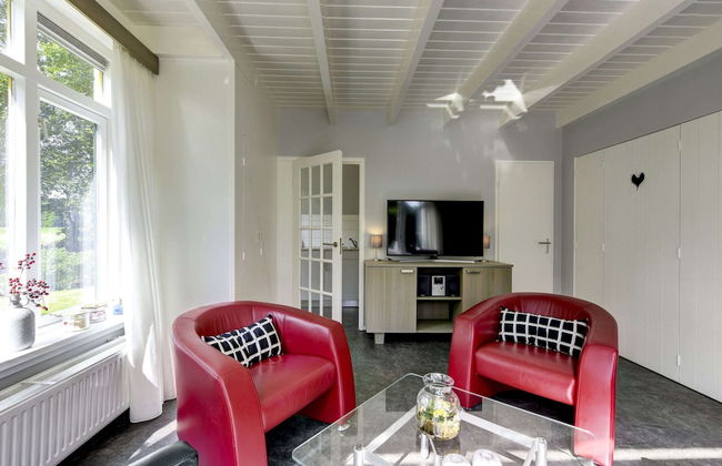 Attractive Holiday Home with Large Garden near Zwolle - Foto 8