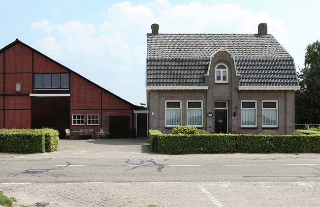 Tranquil Farmhouse near Forest in Ulicoten with Terrace - Foto 1