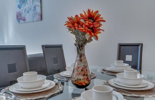 Heaven on Washington Fully Furnished Apartments - Foto 7