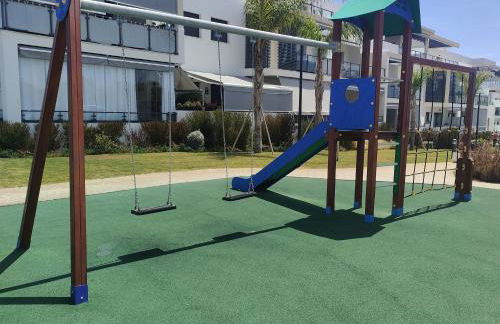 Atico con piscina, golf, vistas al mar - Photo 42