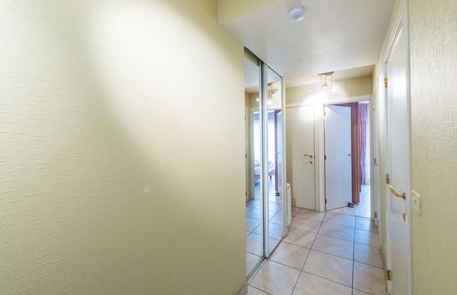 Apartment With 2 Bedrooms and Large Terrace - Photo 17