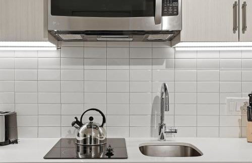 Placemakr Dupont Circle - Photo 52