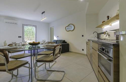 Superbe Appartement 1 chambre avec clim, terrasse et parking - Photo 16