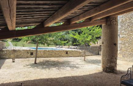 Beautiful Farmhouse with large swimming pool within walking distance of a charming, lively village - Foto 4