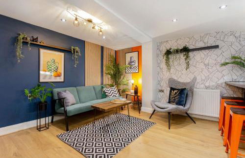 Ashton Getaway Sleeps 14 Free Parking - Foto 9