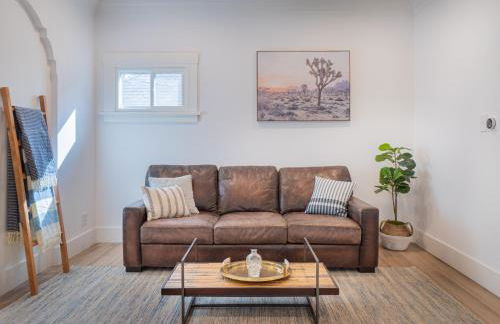 Plush 2-bed apt in Riverside Heights! - Foto 3