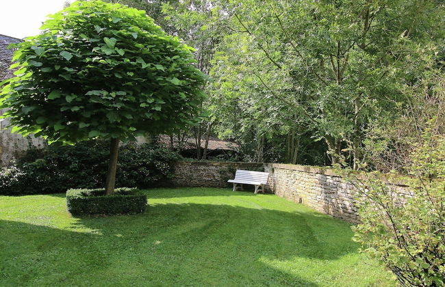 Unique Holiday Home in Virton with Hot Tub - Foto 32