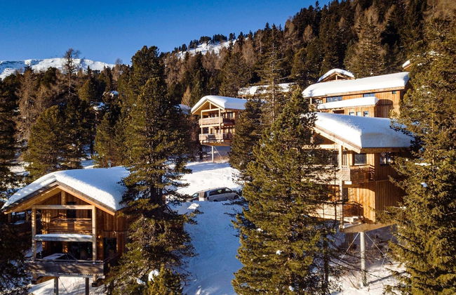 Lavish Chalet With Outdoor hot tub - Foto 39