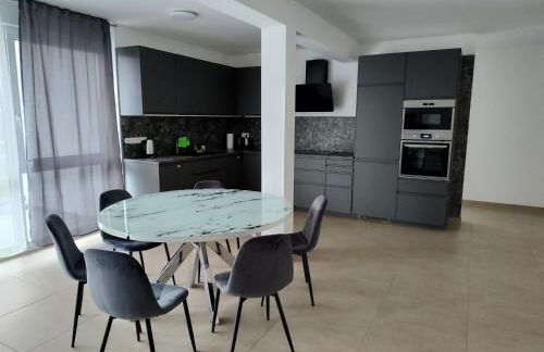 Hotel Valley of Business Frankfurt-Airport - GREY LABEL PENTHOUSE - Foto 4