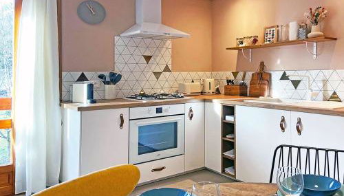 Le Chat Perché - Appartements 3 étoiles spacieux et chaleureux à Allemond - Foto 5, stove, pet friendly, toaster, minibar