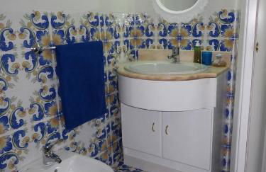 Francesca House - Photo 35